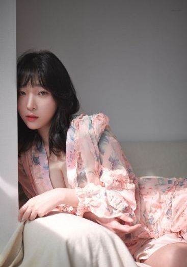 年轻的嫂子电影在线观看_1080P高清完整版播放