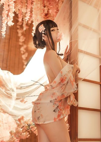 魔女2在线观看_JVID性感写真